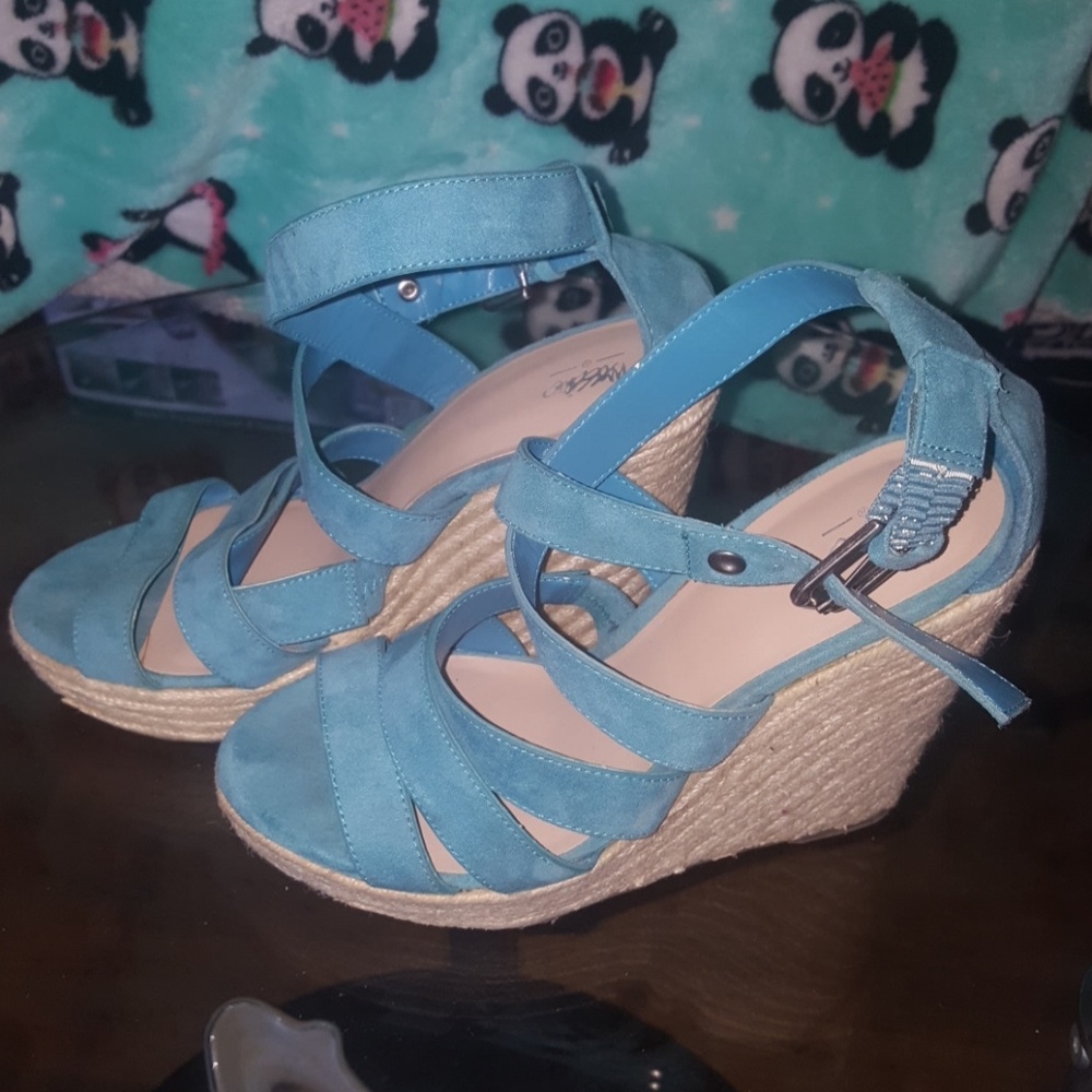 Wedges - Picture 4 of 6